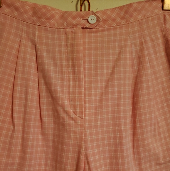 🏵Vintage | Pink Gingham Shorts - Picture 3 of 6